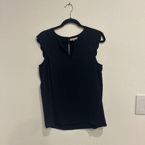 41 Hawthorn scallop-sleeve navy blouse – size M